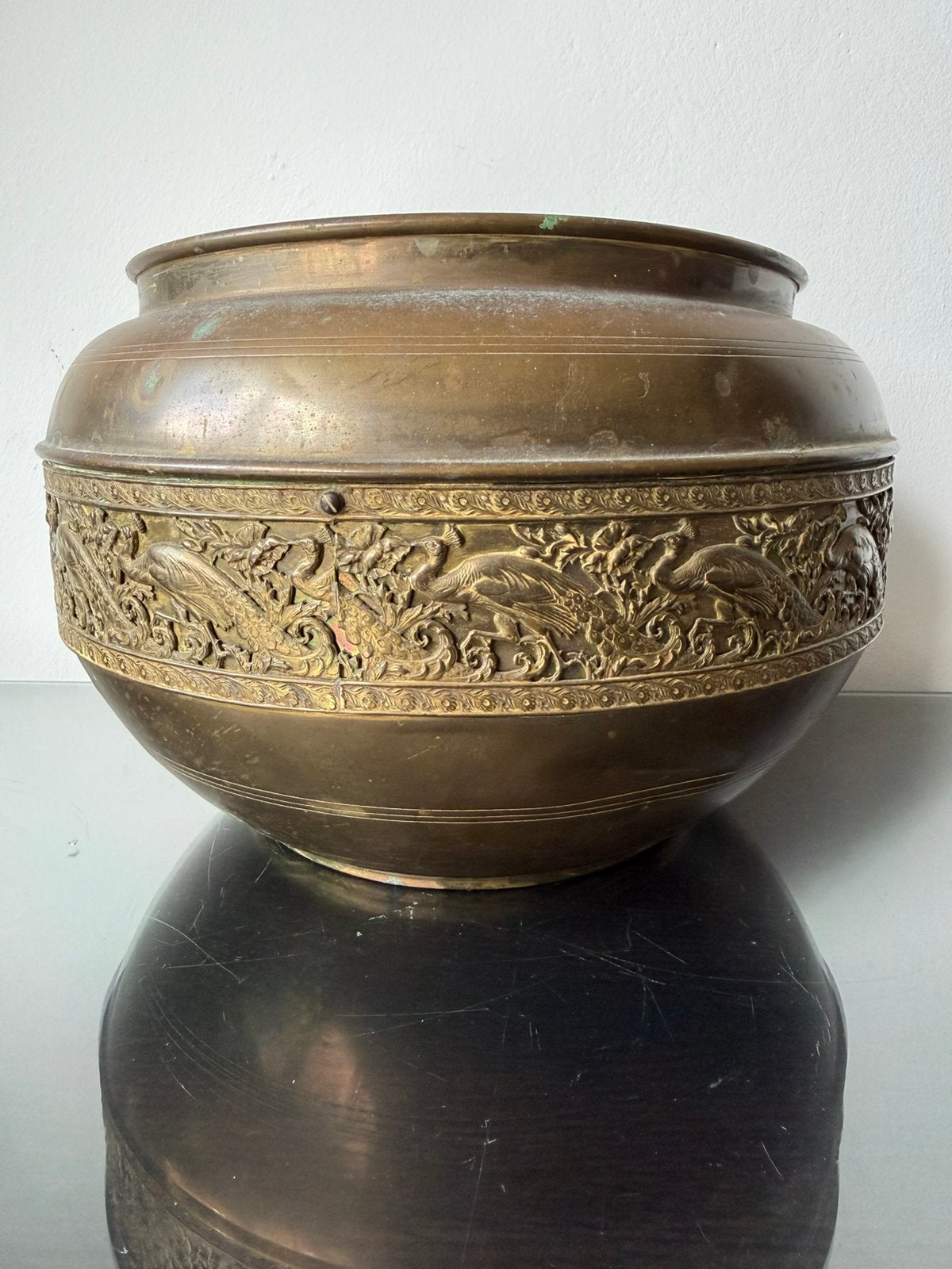 Grote pot koper met rand met Pauwen, Ophalen of Verzenden, Koper