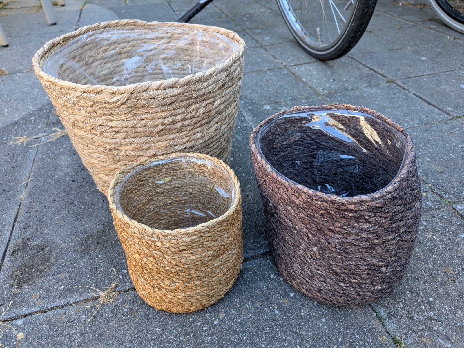Set van 3 gevlochten zeegras plantenpotten, Overige materialen, Gebruikt, Rond, Binnen