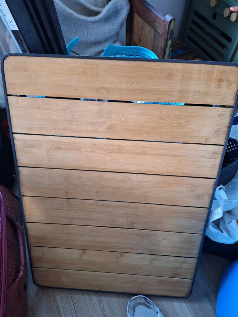 Opvouwbare campingtafel - Ideaal voor onderweg!, Caravans en Kamperen, Ophalen of Verzenden, Gebruikt, Campingtafel