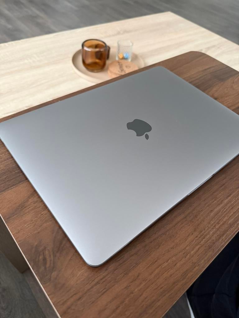 Macbook Pro 2017, Computers en Software, Apple Macbooks, 2 tot 3 Ghz, 13 inch, Zo goed als nieuw, Ophalen