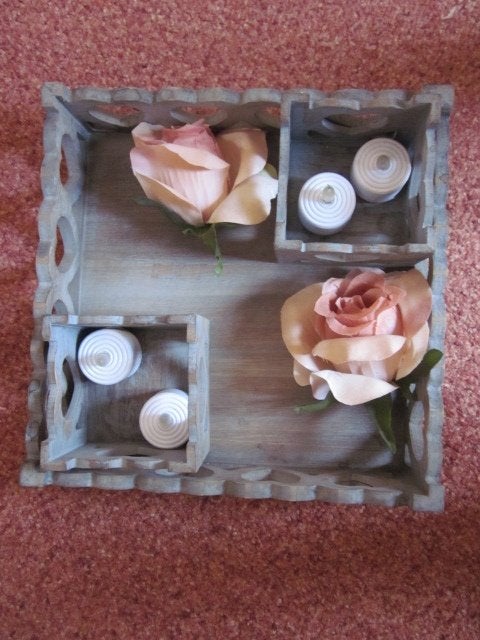 Soort dienblad met rozen en nepkaarsjes deco/24cm, Huis en Inrichting, Woonaccessoires | Dienbladen, Gebruikt, Vierkant, Ophalen of Verzenden