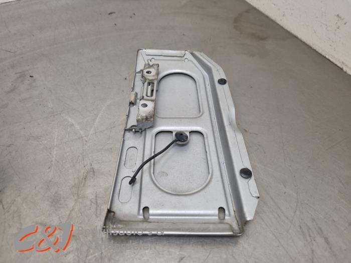 Tank Klep van een Mercedes Sprinter (9744), Auto-onderdelen, Gebruikt, -, Ophalen of Verzenden, -