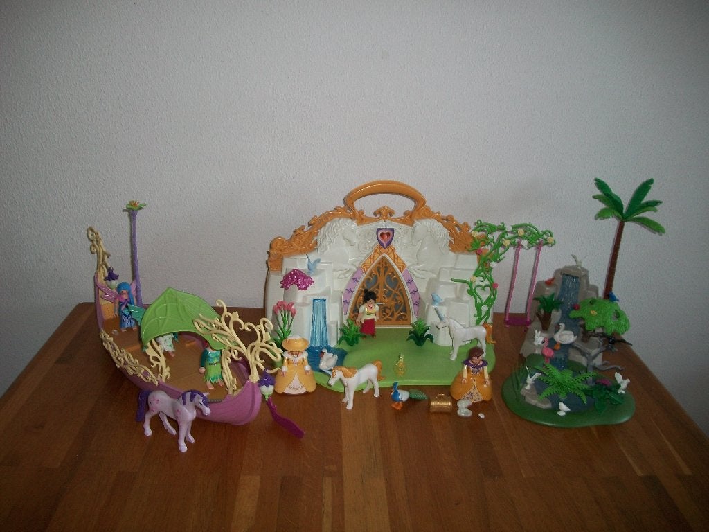 5445 elfenboot, 5208 meeneemkoffer éénhoorns + waterval, Ophalen, Zo goed als nieuw, Complete set