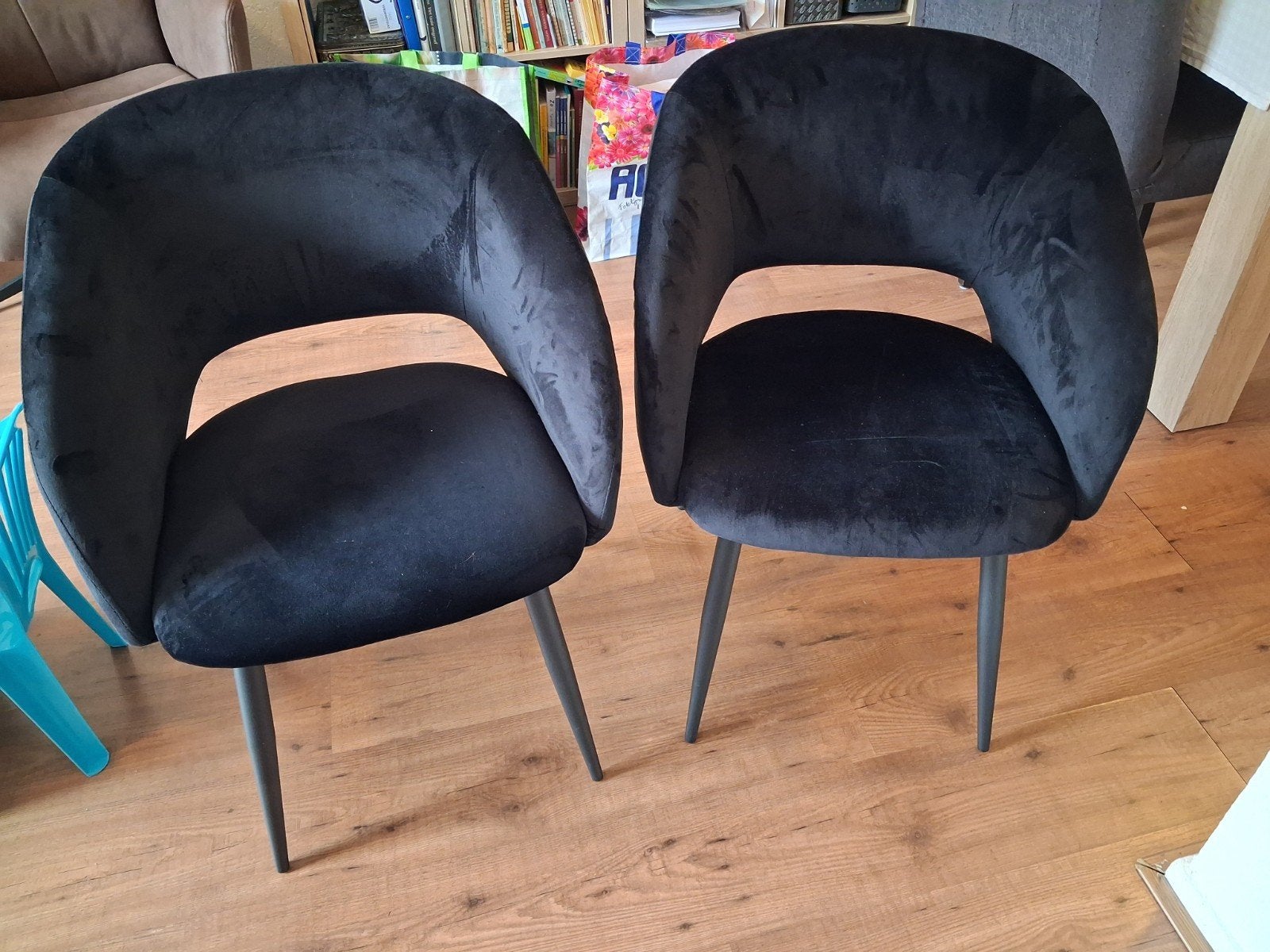 2 mooie stoelen zwart, Ophalen, Zwart