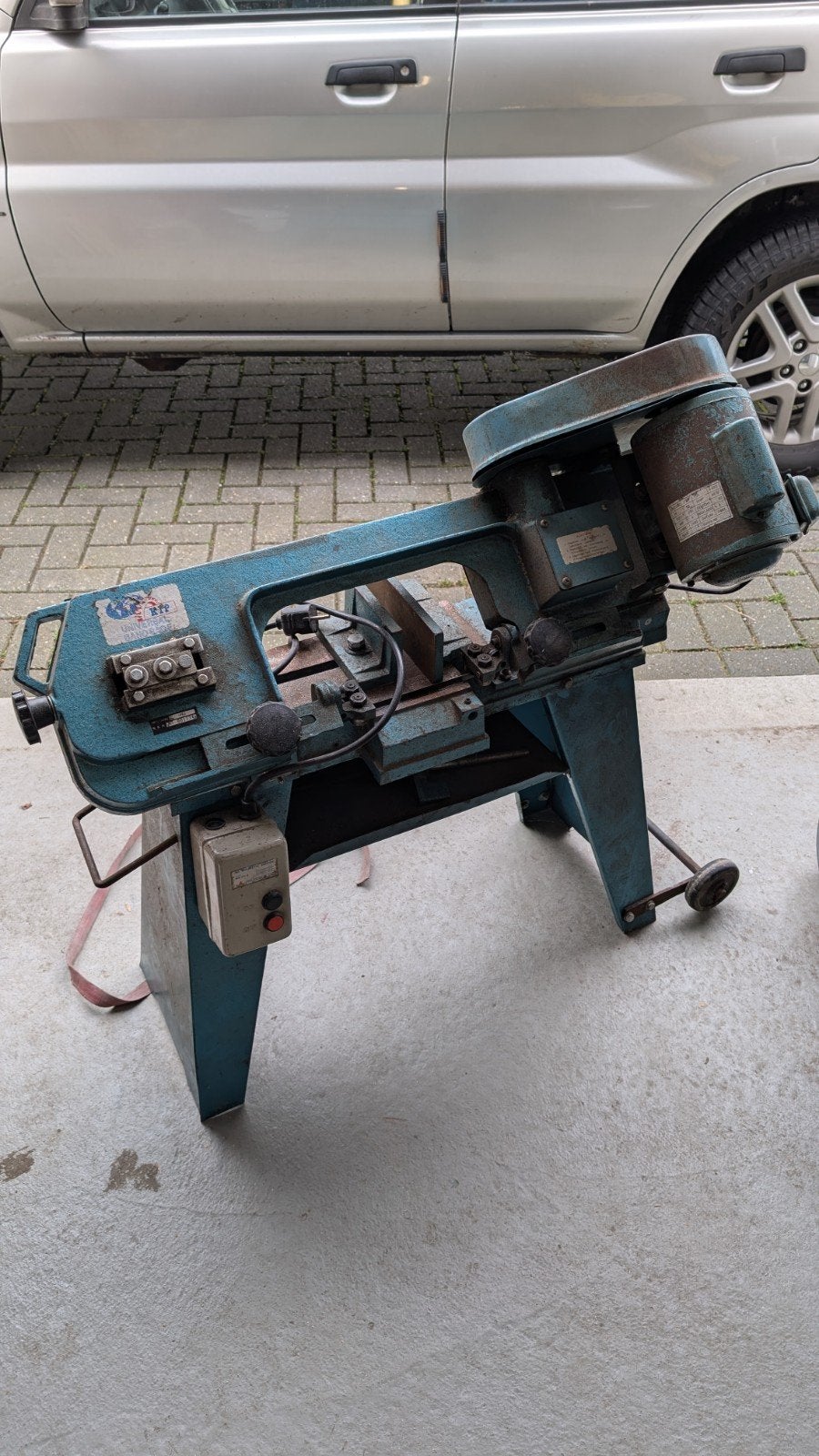 Metaal lintzaag 230V - Werkt prima, Ophalen, Gebruikt, 70 mm of meer, 600 tot 1200 watt