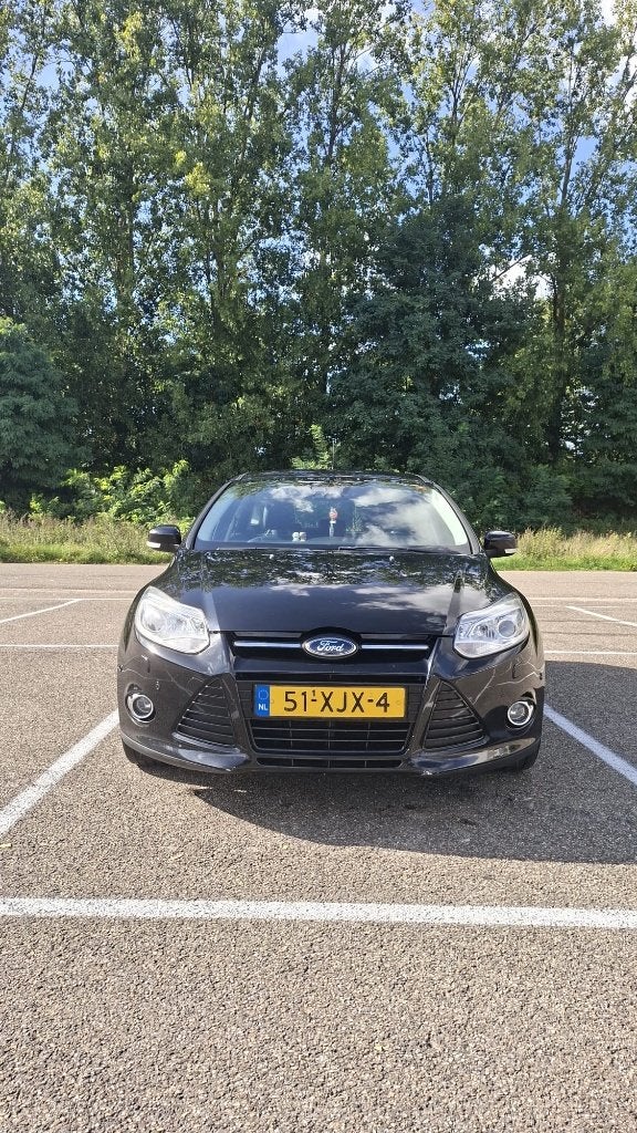 Ford Focus 1.0 EcoBoost 2012  Android  Leer  Stoelverwarming, Auto's, Zwart, 635 kg, 100 pk, Zwart