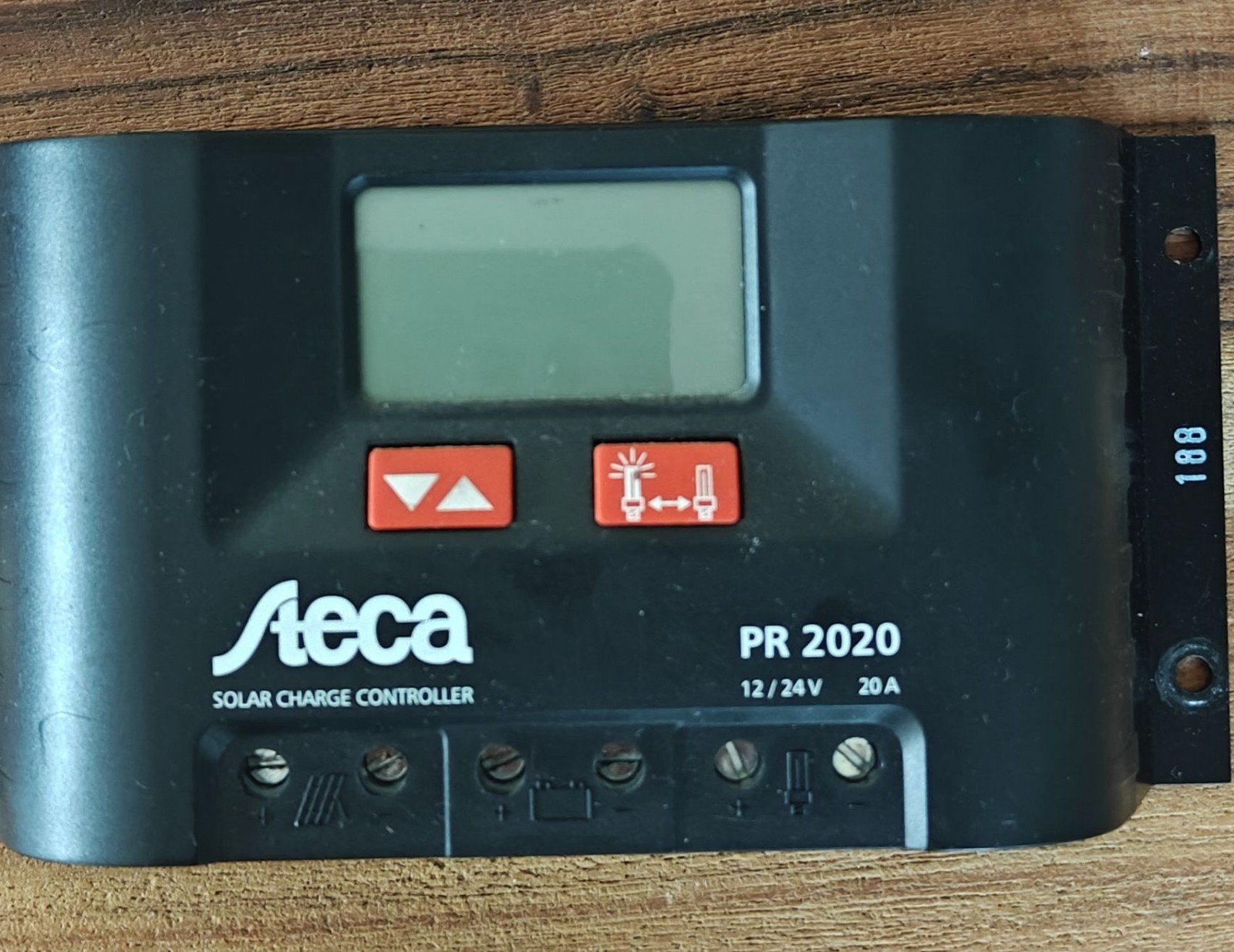 Steca PR 2020 Solar Laadregelaar 12/24V 20A, Ophalen