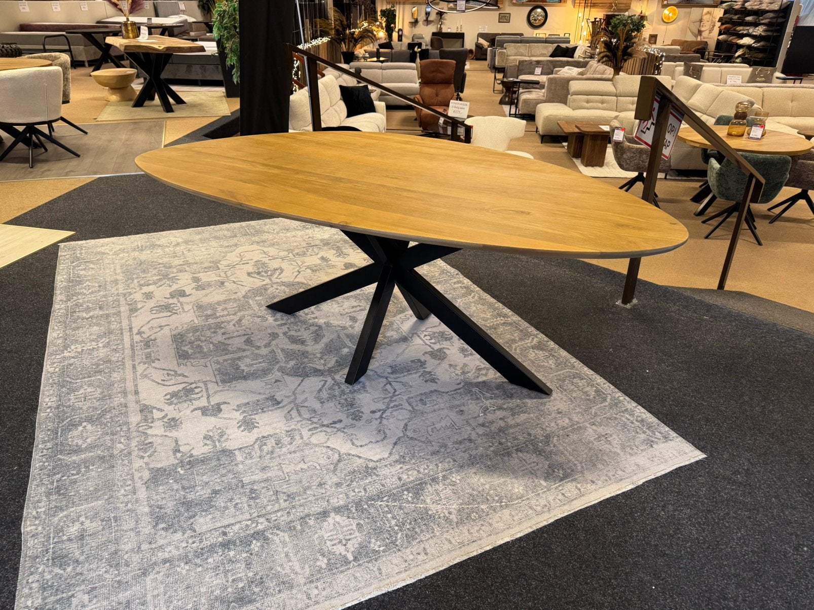 Eettafel organisch 200 mango Direct/leverbaar E-7396, 100 tot 150 cm, Mwonenenslapen@ziggo.nl, Overige vormen, Oliemolensingel 70