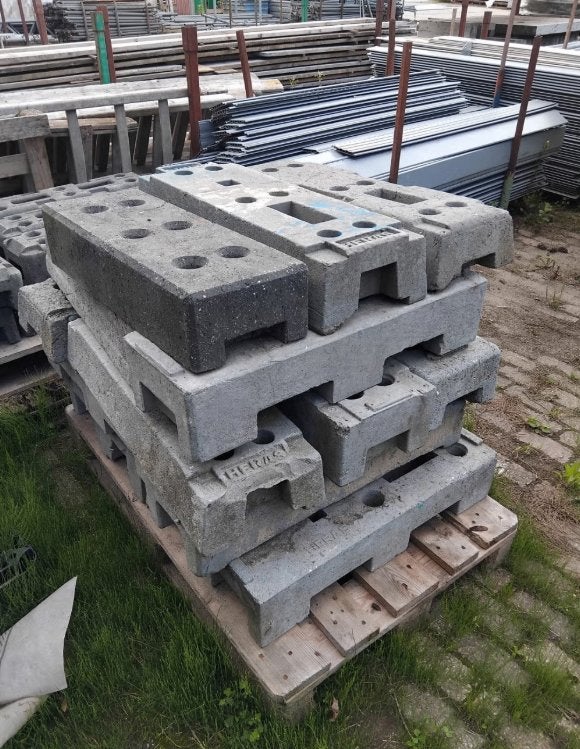 Diverse voeten voor bouwhekken (rubber en beton), Ophalen, Gebruikt, -, -