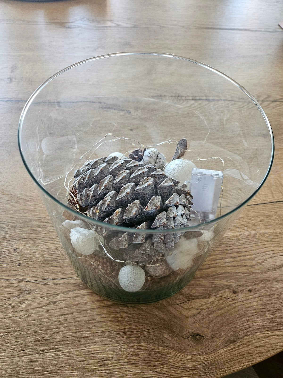 Glazen stolp met decoratie en LED-verlichting, Ophalen, 20 cm, Zo goed als nieuw, Inclusief decoratie