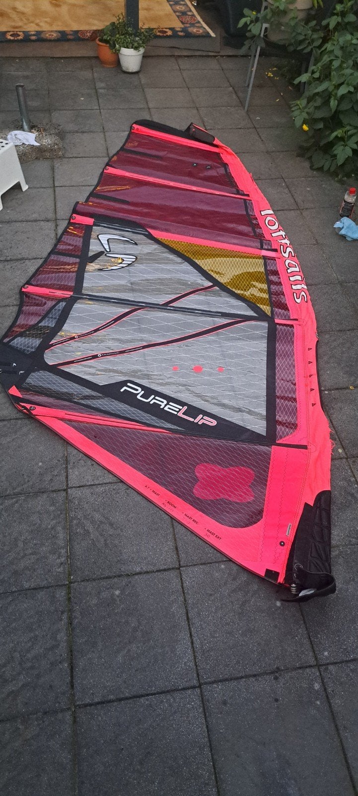 opruiming :  zeilen gieken boards etc etc.., 3.5 tot 5 m², Minder dan 250 cm, Mast, Ophalen of Verzenden