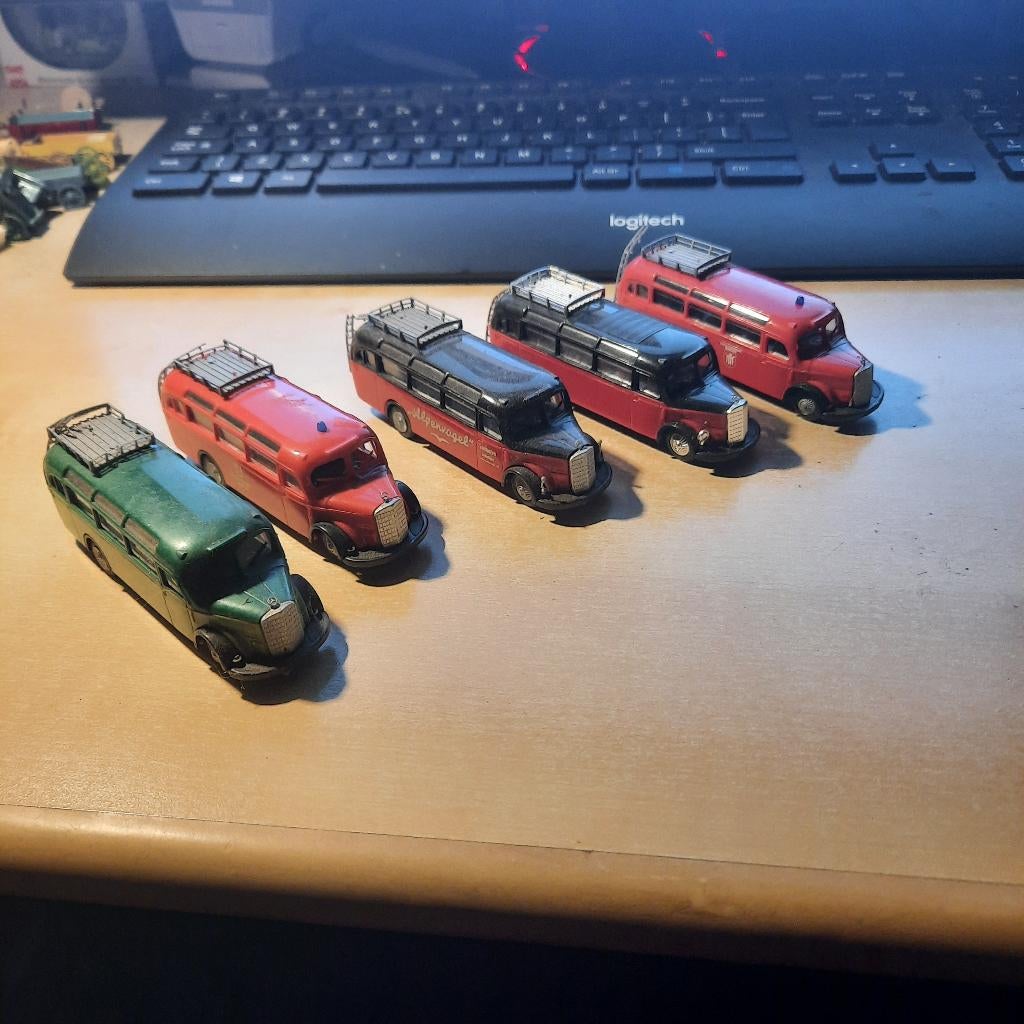 Praline Mb O3500 5 stuks, Ophalen of Verzenden, Bus of Vrachtwagen