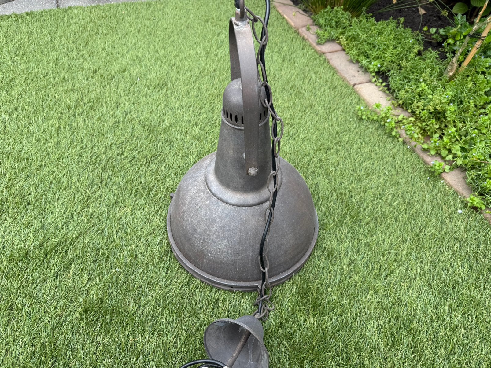 Mooie lamp metaal met een glazen plaat onder in, Ophalen of Verzenden, Zo goed als nieuw, Broedmachine