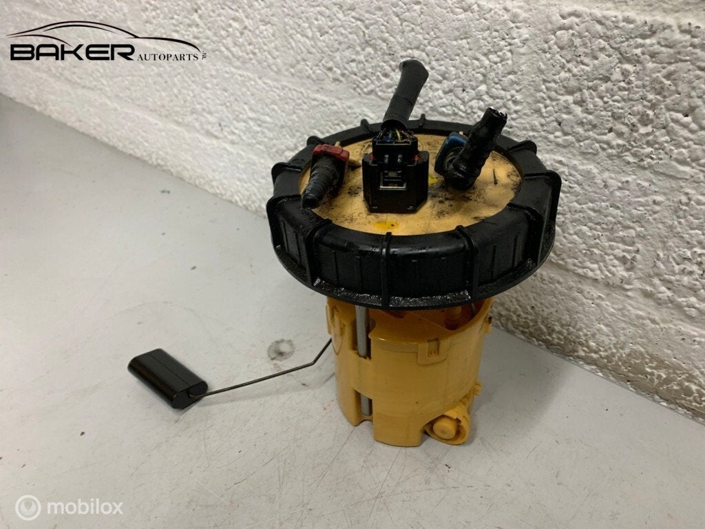 Brandstofpomp Ford Fiesta V ('02-'08) 8V519275, Gebruikt, Ford, Ophalen of Verzenden, Ford