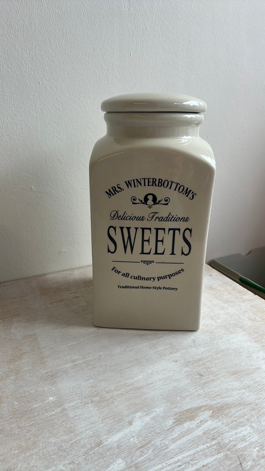 Mooie voorraadpot, Huis en Inrichting, Keuken | Potten en Pannen, Ophalen, Zo goed als nieuw, Glas, Pot, Bus of Blik