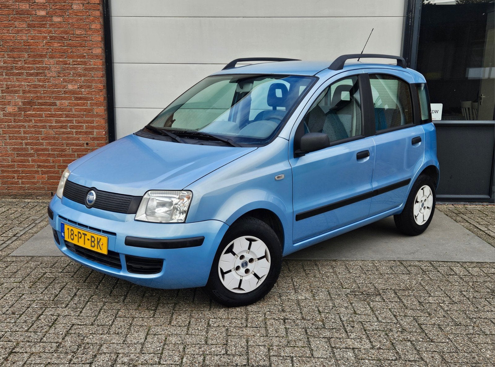 Fiat Panda 1.1 2004 1E EIGENARESSE 69K NAP!, Auto's, Voorwielaandrijving, Dealer onderhouden, 54 pk, Origineel Nederlands