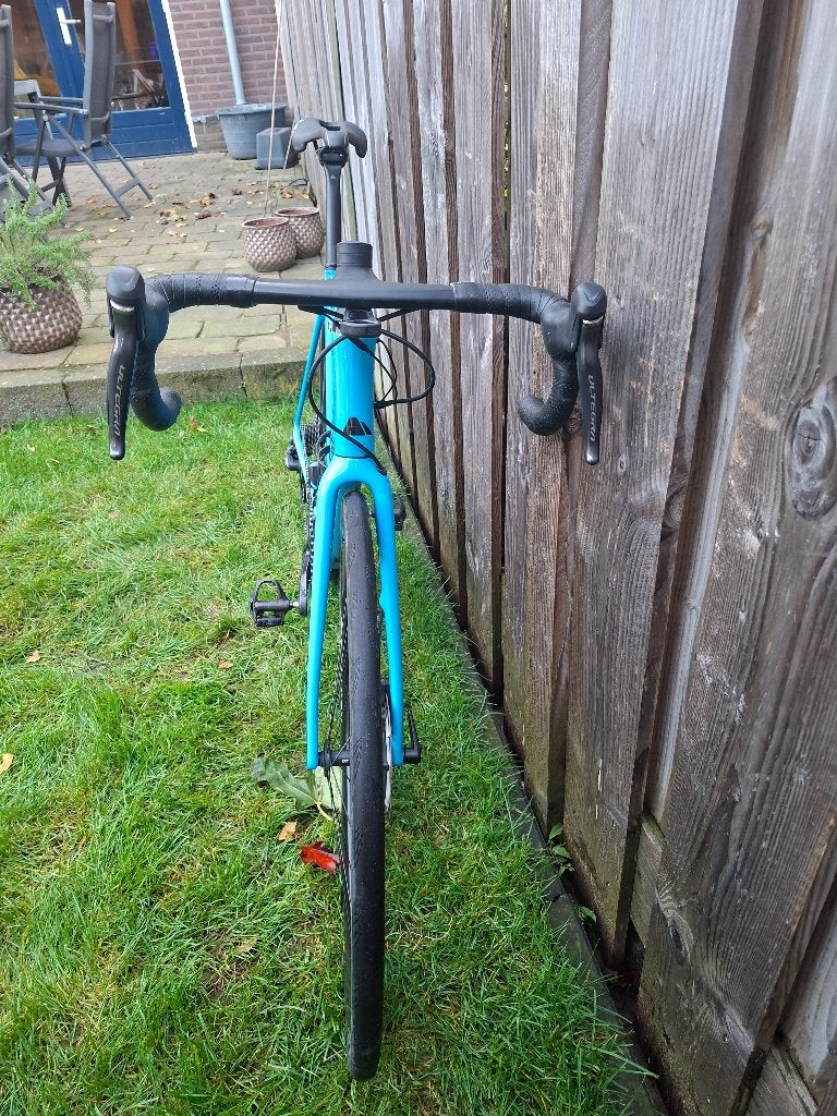 Canyon Ultimate cf 8.0 aero, Carbon, Zo goed als nieuw, Meer dan 20 versnellingen, Schijfrem