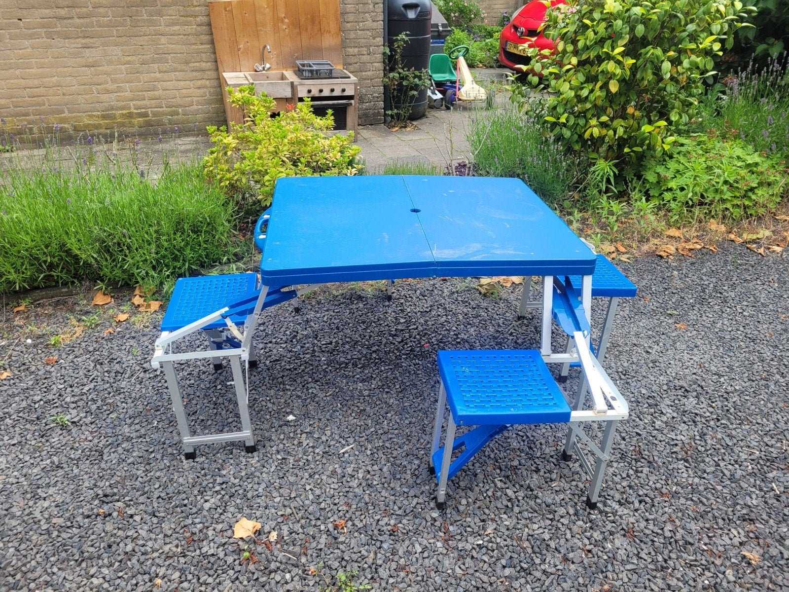 Compacte campingtafel met bankjes, ideaal voor gezin, Ophalen