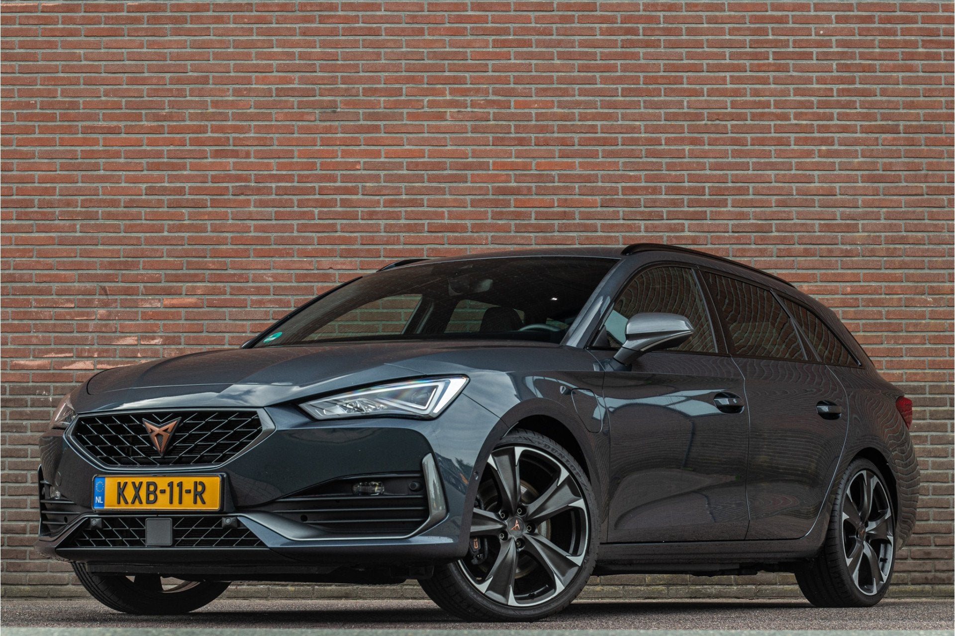 CUPRA Leon 1.4 e-Hybrid 245pk VZ, Panoramadak, Carplay, Stoe, Auto's, 77 km/l, Gebruikt, 4 cilinders, Leon