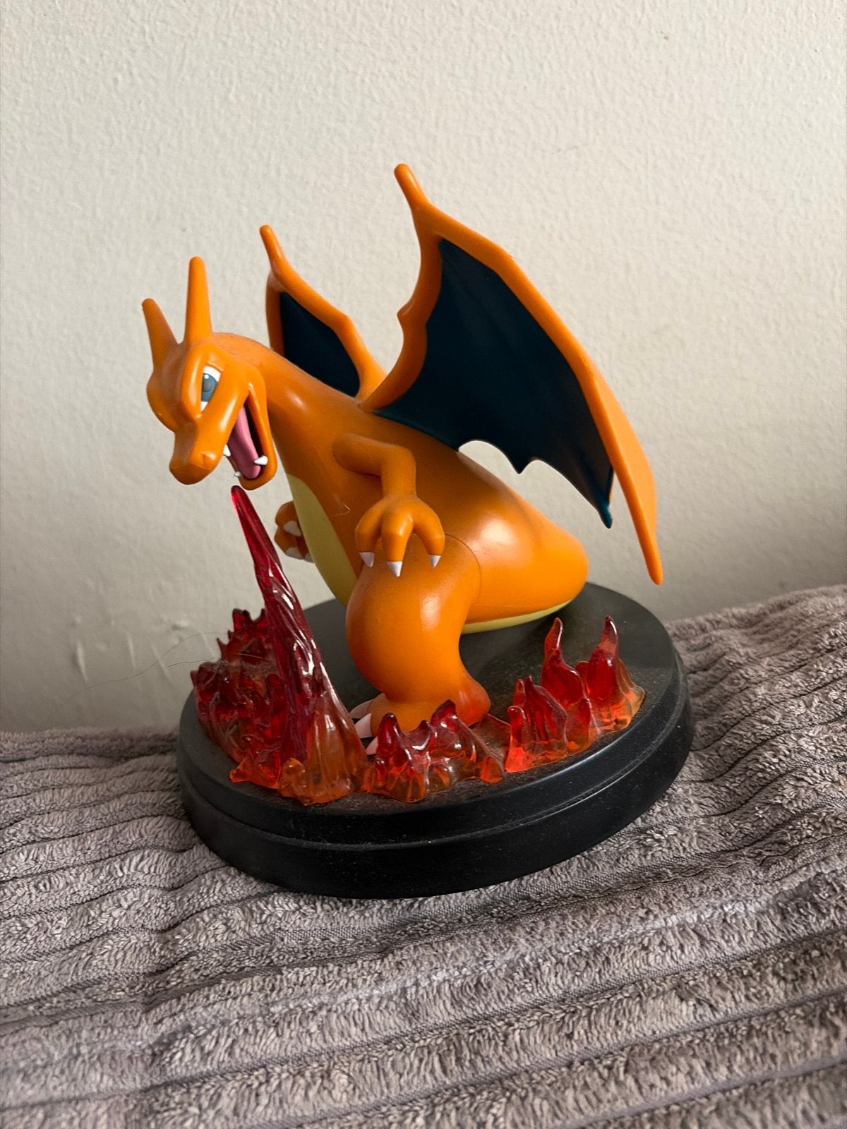 Pokémon Charizard Figuur - Zo goed als nieuw, Ophalen of Verzenden, Zo goed als nieuw