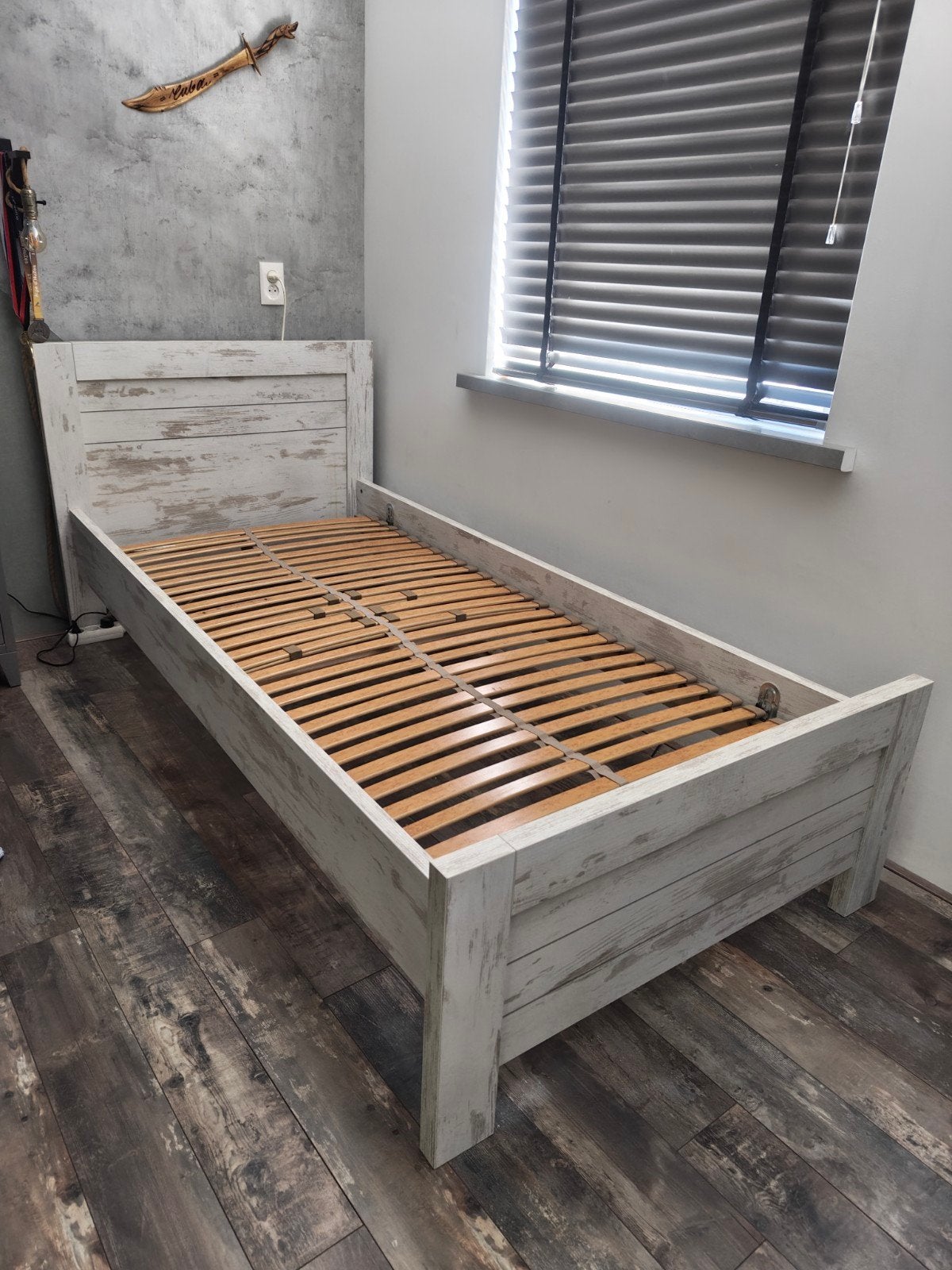 Stoer bed inclusief matras, Huis en Inrichting, Slaapkamer | Bedden, Ophalen, 90 cm, Eenpersoons, 200 cm