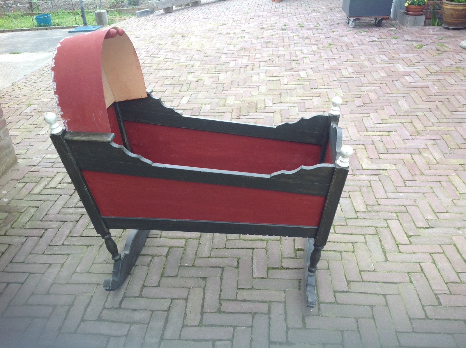 Oud hollandse wieg naar Hindeloper model, Ophalen