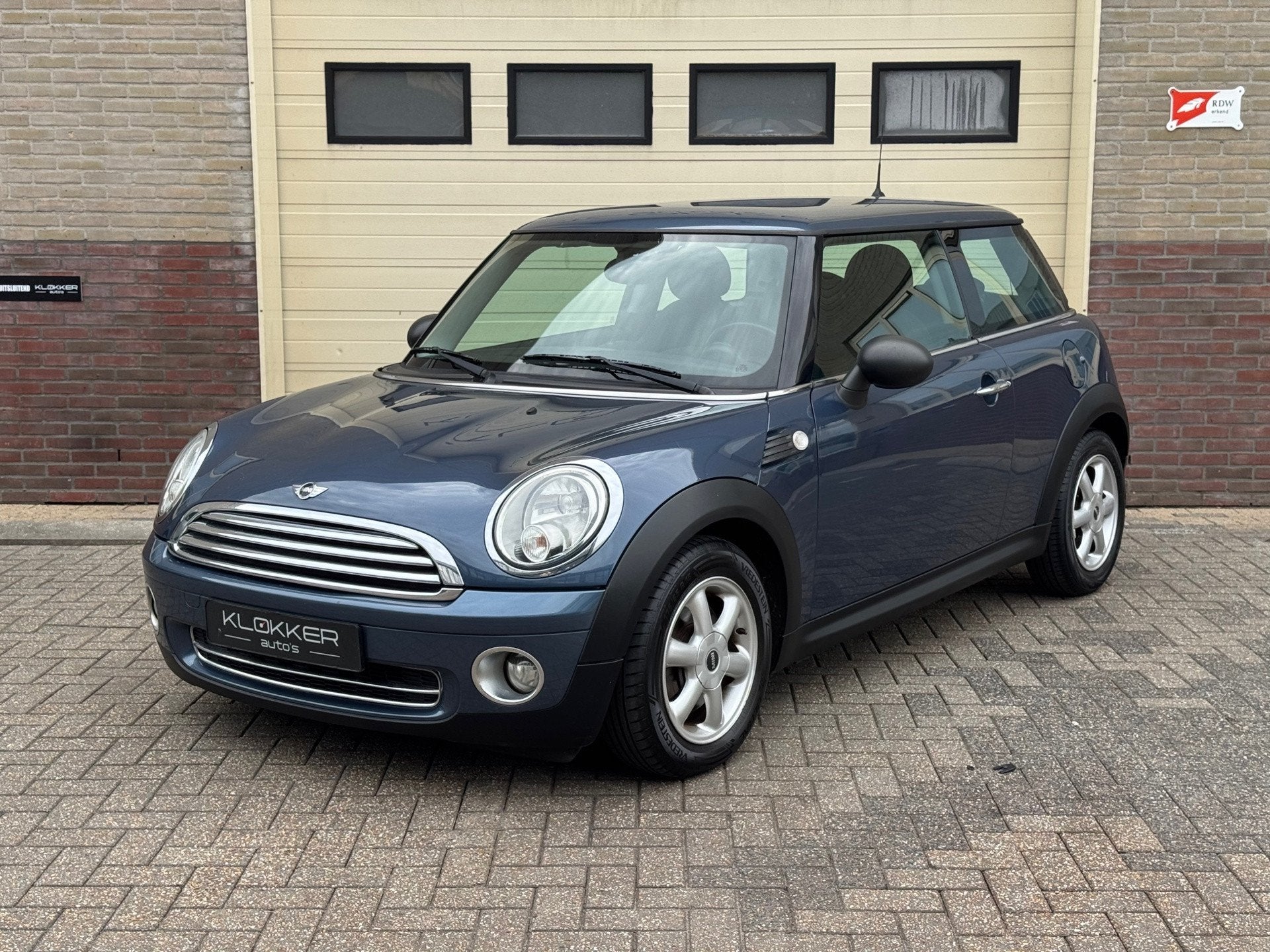 Mini One 1.4 Airco|Leuke auto|Perfect onderhouden, Voorwielaandrijving, Stof, Zwart, 4 cilinders