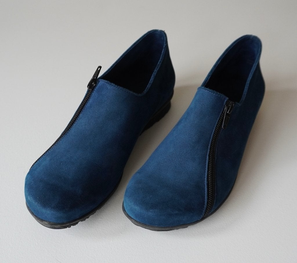 ZGAN Arche Frankrijk loafers blauw 38 schoenen suede, Kleding | Dames, Blauw, Instappers, Ophalen of Verzenden, Zo goed als nieuw