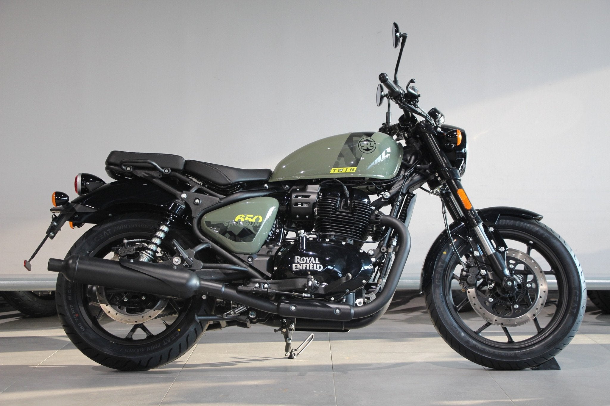 Royal-Enfield SHOTGUN 650 (bj 2026), Lorentzlaan 14
3401 MX  IJSSELSTEIN UT, Nieuw, Chopper, Bedrijf