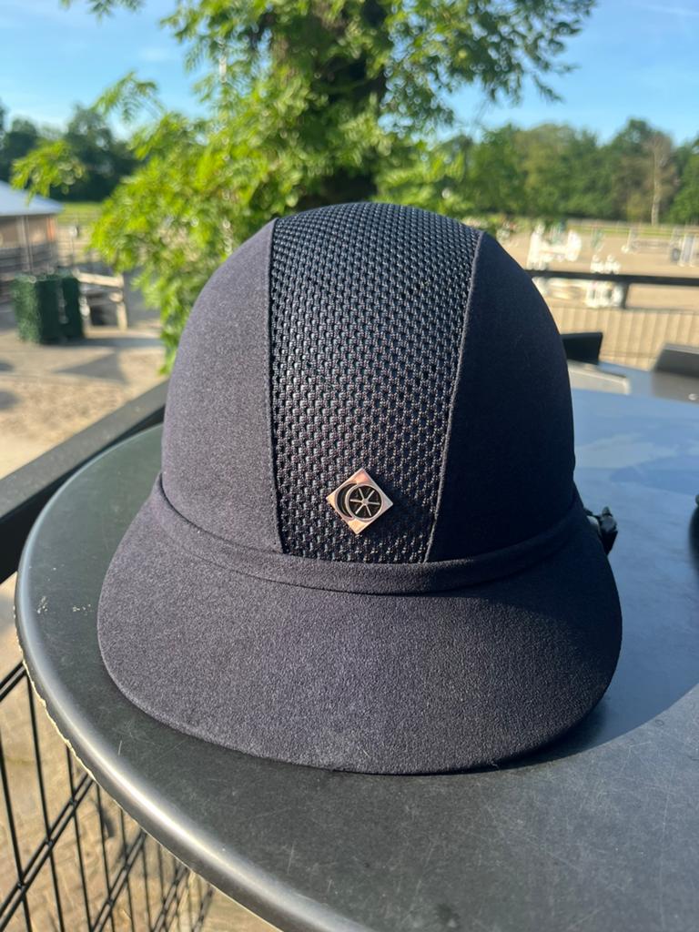 Charles Owen cap, Dieren en Toebehoren, Paardrijkleding, Kinderen, Ophalen of Verzenden, Cap, Springen