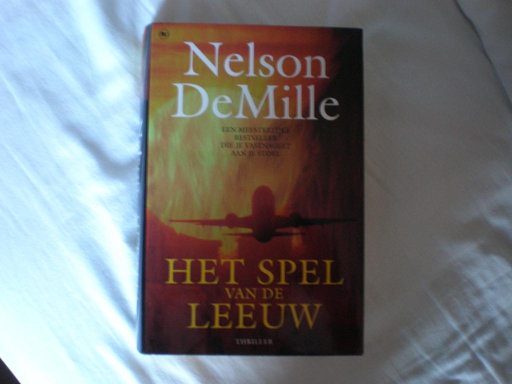Boek. Thriller. Het spel van de leeuw. Nelson DeMille., Ophalen of Verzenden, Gelezen, Nelson DeMille