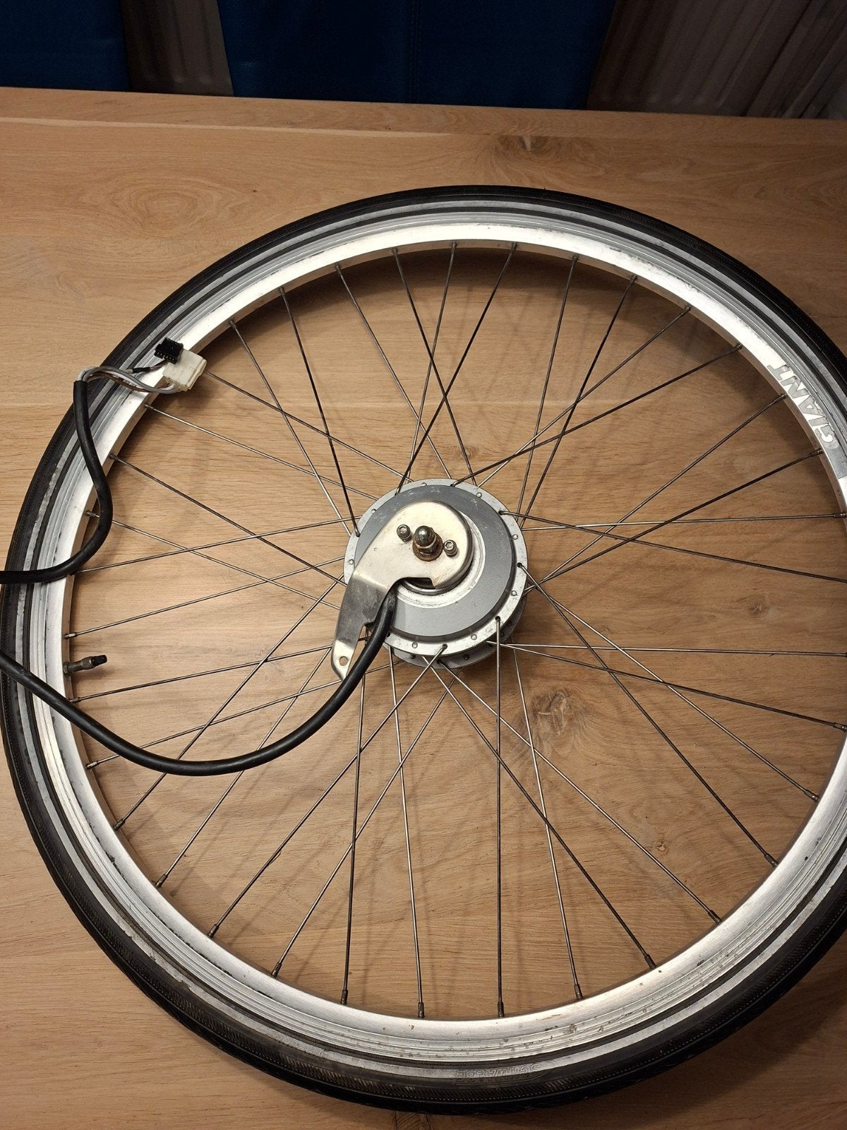 Giant Twist voorwiel met motor, Fietsen en Brommers, Gebruikt, Giant, Aluminium, Ophalen