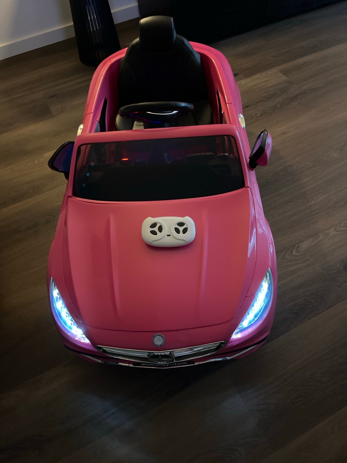 Roze Mercedes-Benz elektrische kinderauto met afstandsbedien, Ophalen, Gebruikt, Loopvoertuig