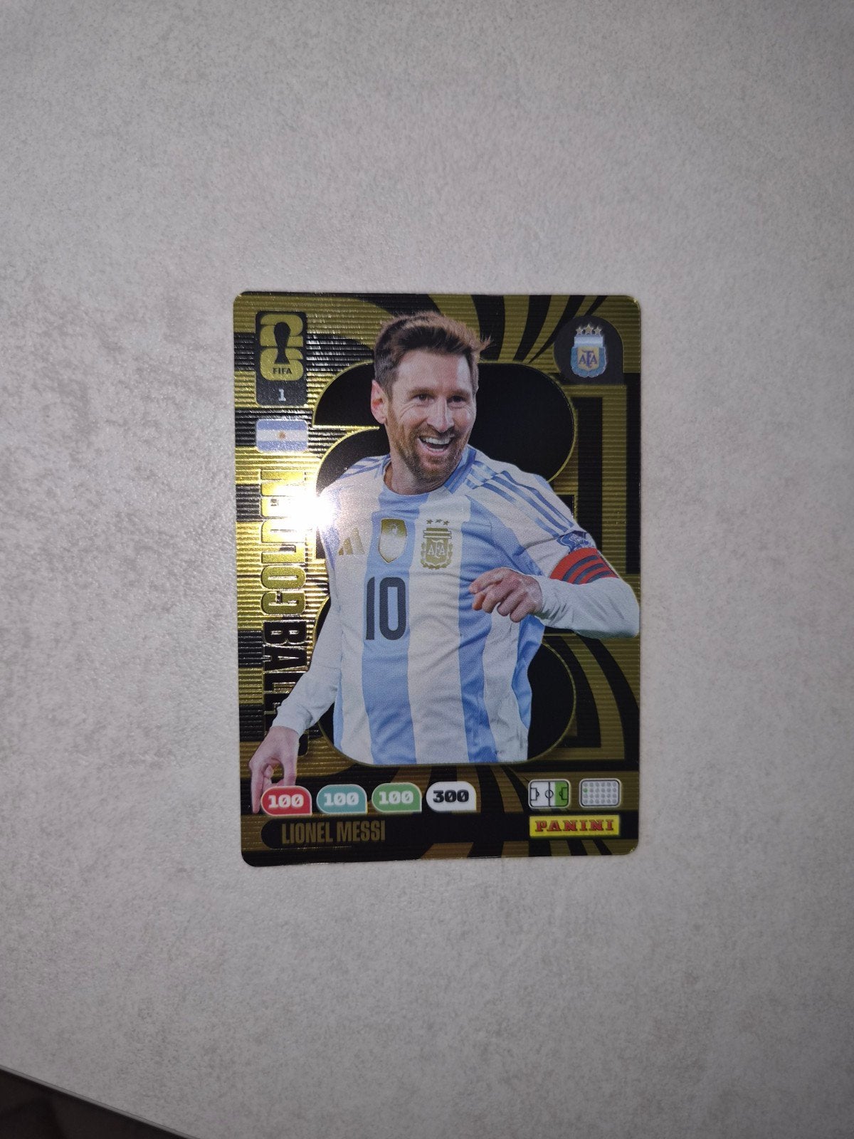 Lionel Messi FIFA Golden Ball Adrenalyn XL Spelerskaart, Ophalen of Verzenden, Zo goed als nieuw, Buitenlandse clubs, Spelerskaart