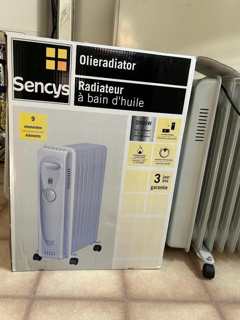 Sencys olieradiator 2000 W/ elektrische radiator, Ophalen, Zo goed als nieuw