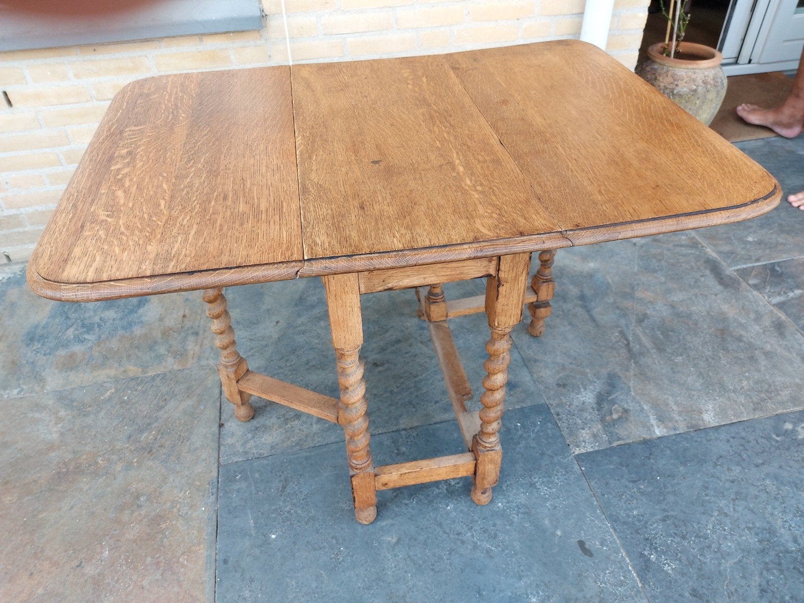 Prachtig eiken hangoor tafel uit Engeland, Ophalen