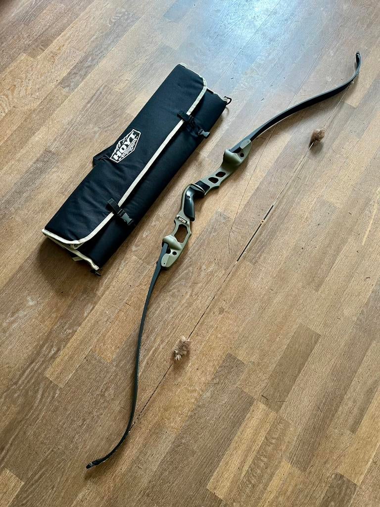 Hoyt Satori #45 RH 62”, Sport en Fitness, Handboogschieten, Ophalen of Verzenden, Zo goed als nieuw, Recurveboog