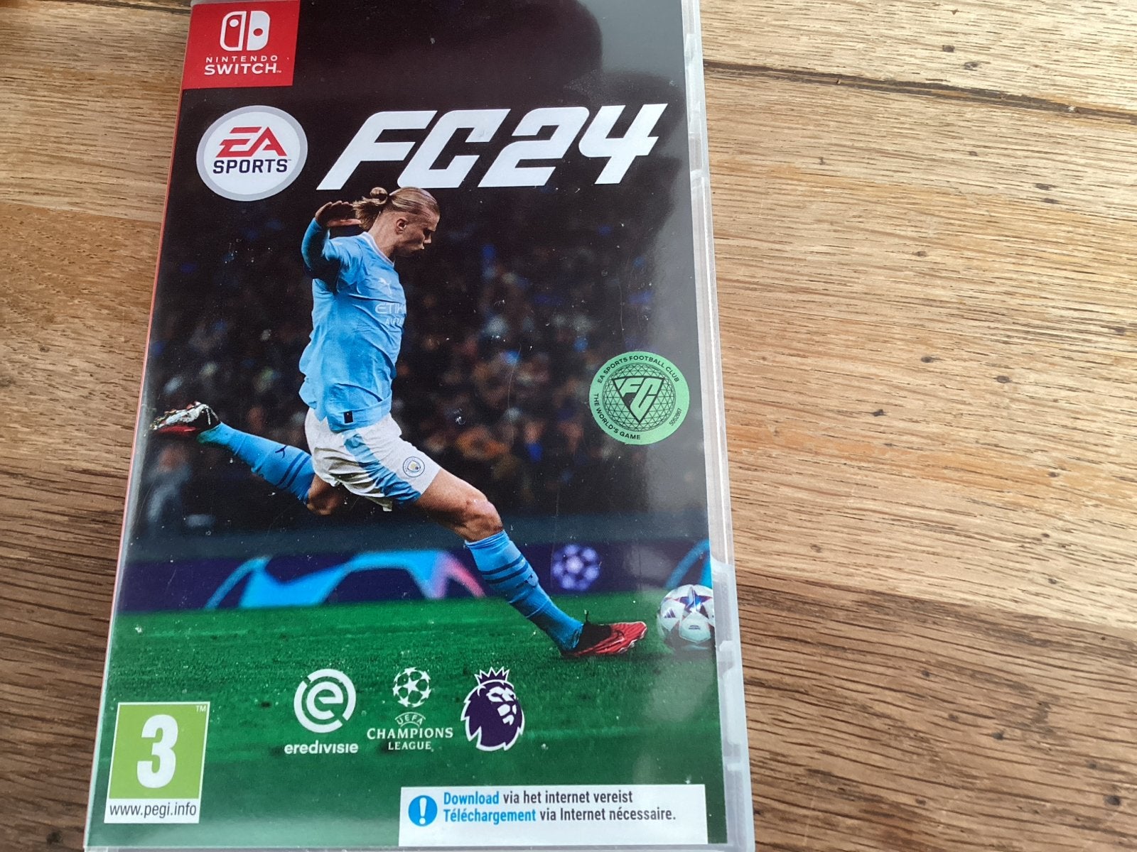 EA Sports FC 24 Nintendo Switch - Voetbalgame, Spelcomputers en Games, Games | Nintendo Switch, Ophalen, Online, 1 speler, Zo goed als nieuw