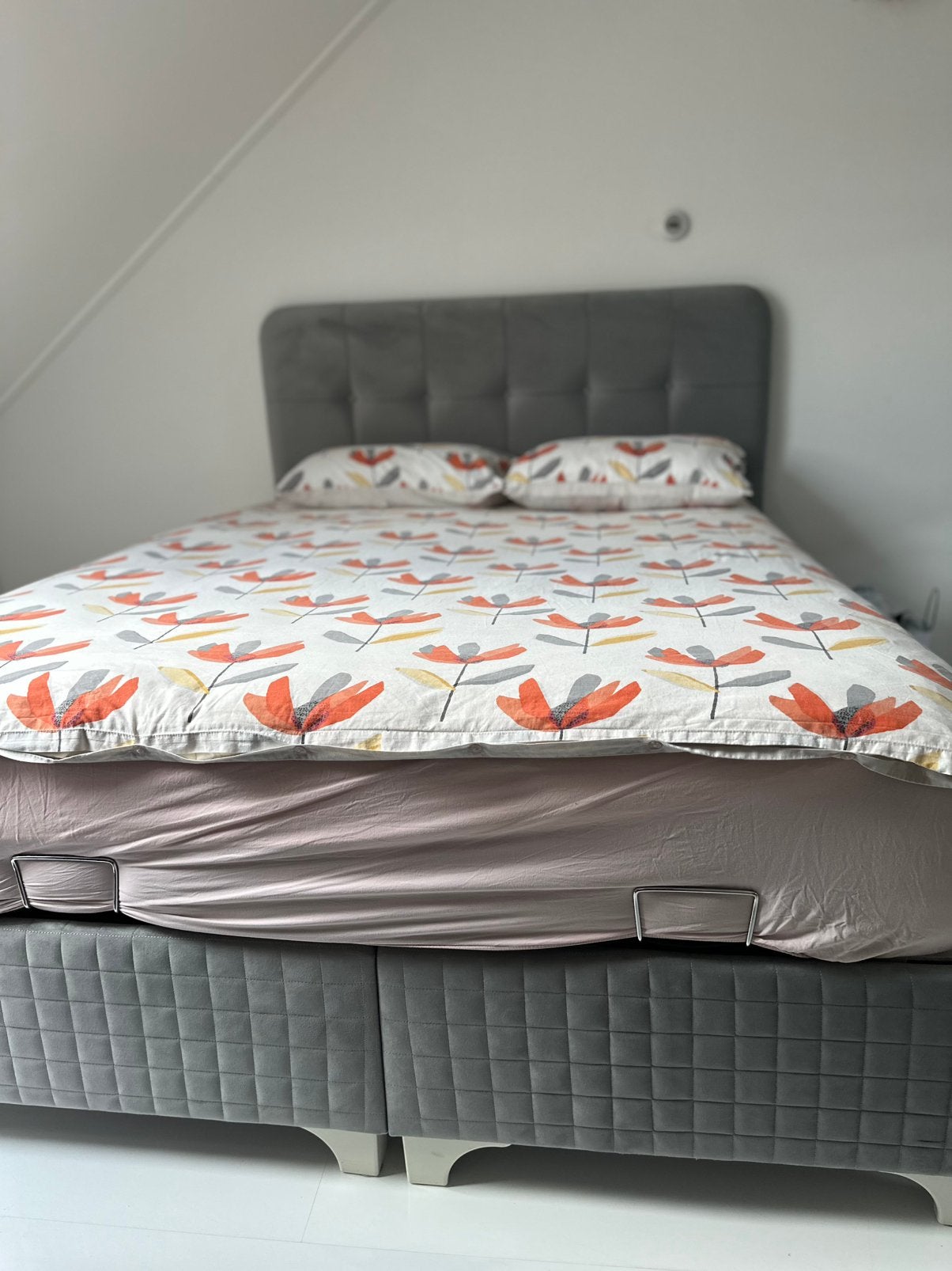 Te koop 2 persoonsbed (160) +1 persoonbed (met opbergruimte), Ophalen, Zo goed als nieuw, Tweepersoons, 160 cm