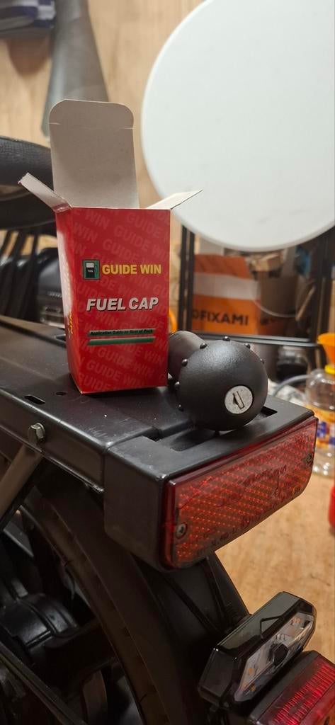 Tankdop Vespa Ciao (zonder sleutel, nieuw in verpakking, Fietsen en Brommers, Ophalen of Verzenden, Nieuw, Tank, Vespa