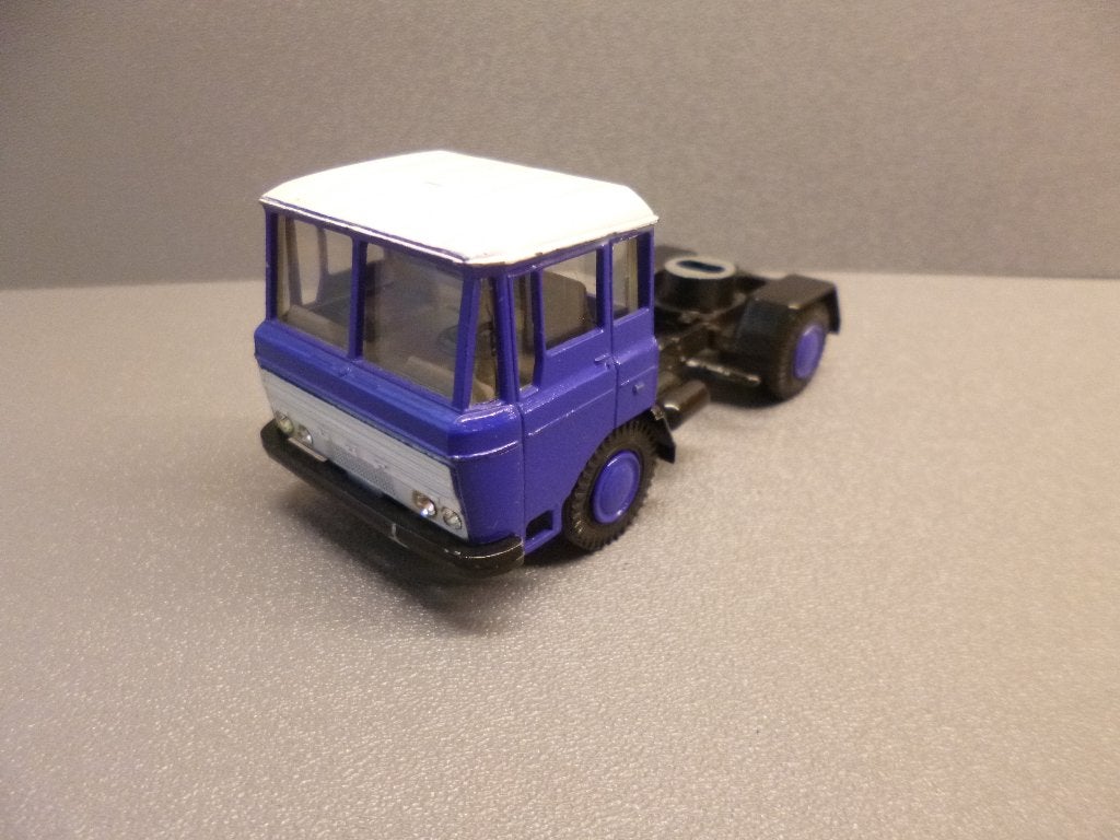 Daf 2600 Lion, Hobby en Vrije tijd, Modelauto's | 1:50, Ophalen of Verzenden, Zo goed als nieuw, Bus of Vrachtwagen, Lion Toys
