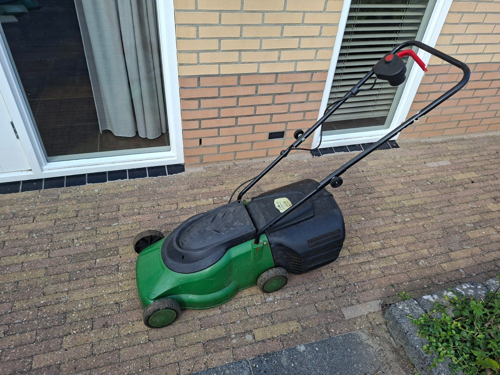 Elektrische grasmaaier, Ophalen, Cirkelmaaier, Gebruikt, Elektrische grasmaaier