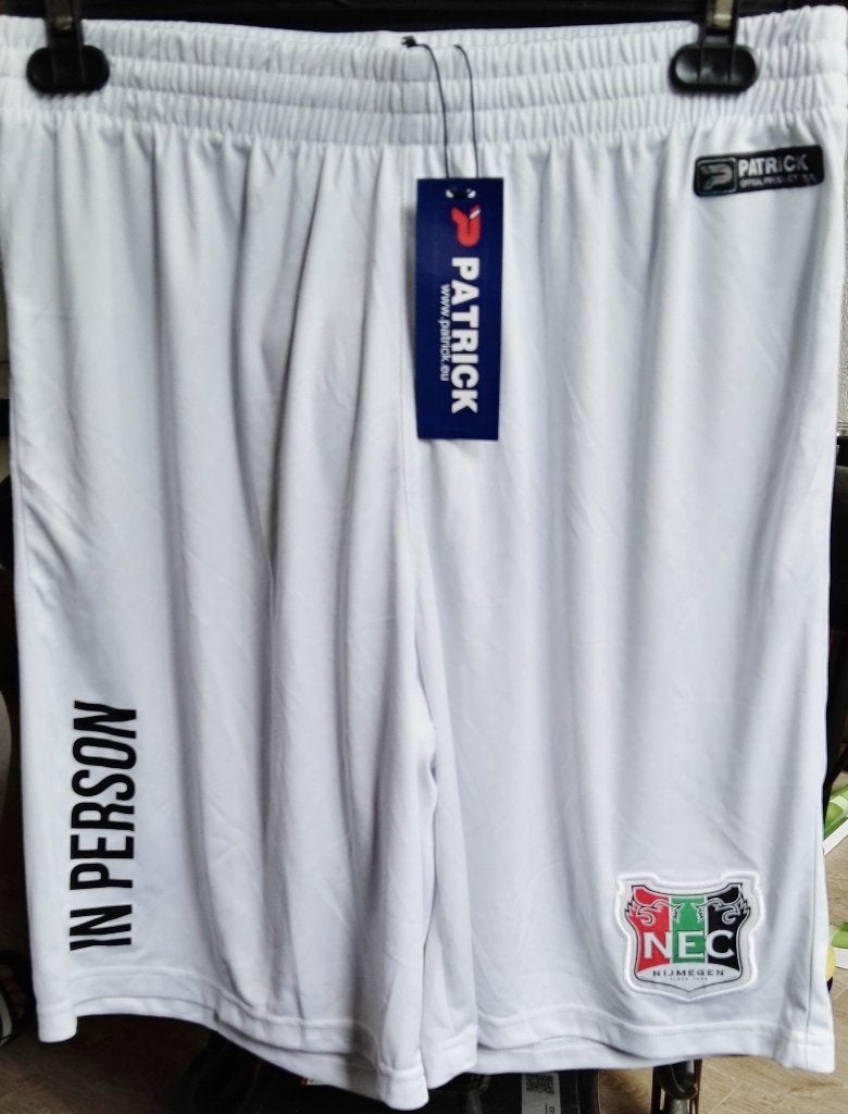 short; NEC, Nijmegen, Patrick, XL, nieuw + kaartje, Ophalen of Verzenden, Nieuw, Overige binnenlandse clubs, Shirt