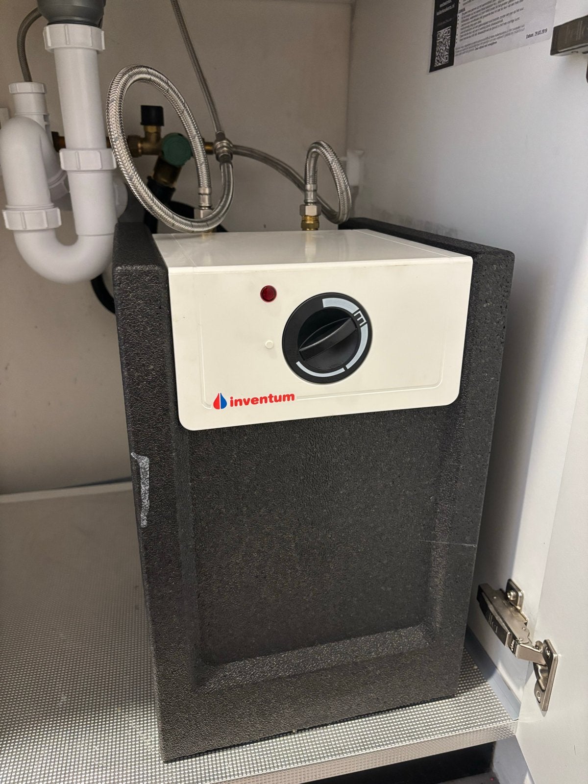 Inventum Q10Boiler 10L 2000W incl. montageset, Ophalen, Zo goed als nieuw