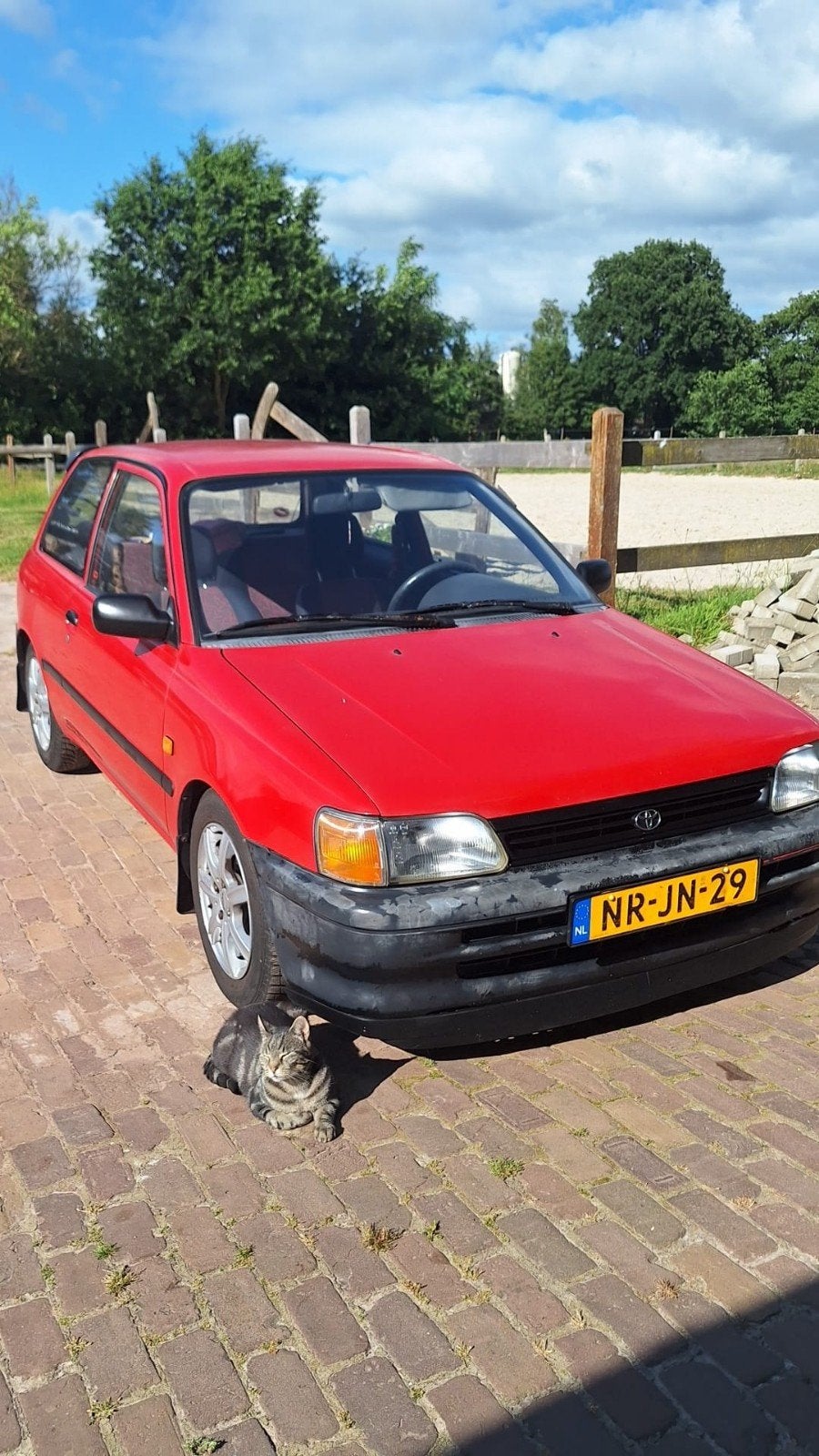 Toyota Starlet 1.3 1996 Rood te koop, Auto's, Toyota, 4 cilinders, Origineel Nederlands, Handgeschakeld, Particulier