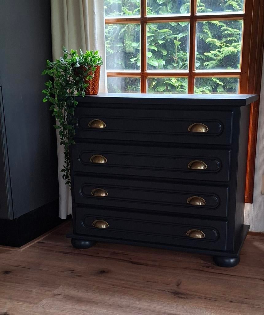 Heeeel nette stevige ladekast gerestyled in zwartgrijs!, Huis en Inrichting, Kasten | Ladekasten, Ophalen, 50 tot 100 cm, Zo goed als nieuw