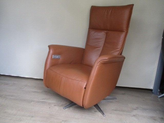 NIEUWSTAAT Gealux relax fauteuil elektrisch cognac leder M, Huis en Inrichting, Fauteuils, Ophalen, 75 tot 100 cm, Leer, Zo goed als nieuw