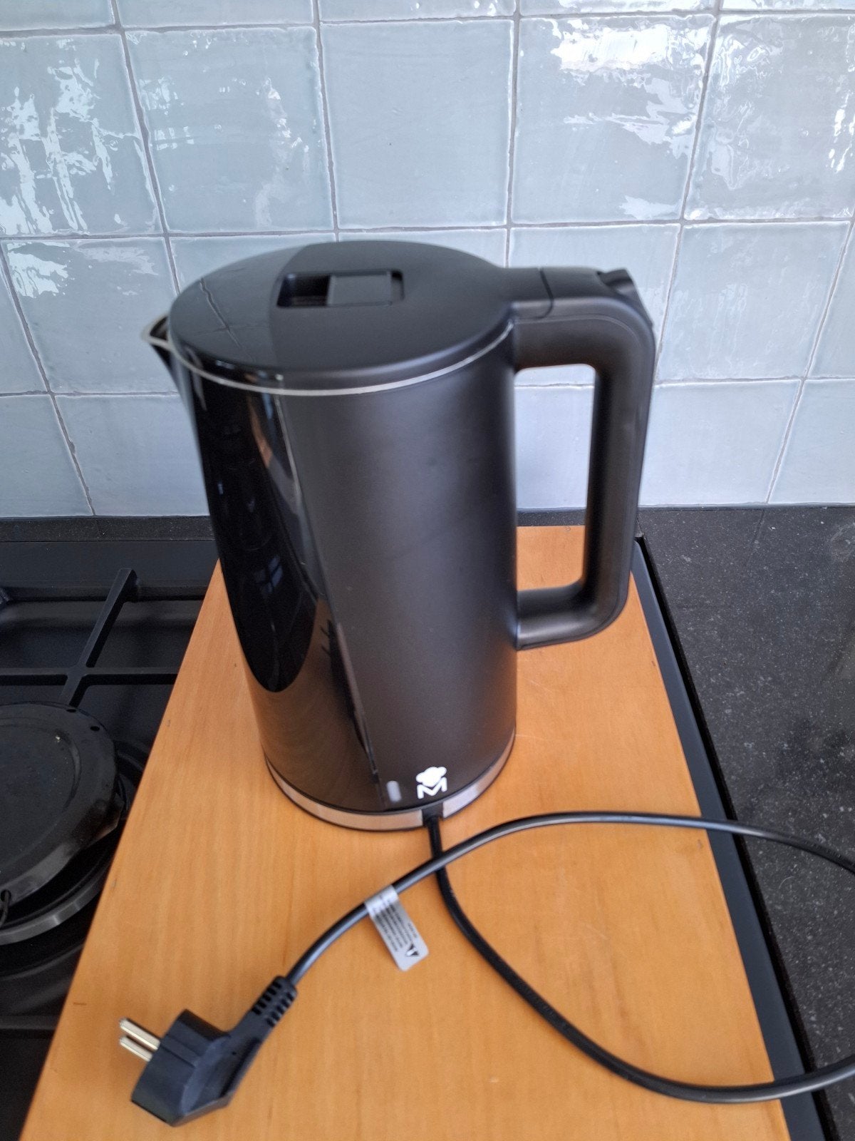 Masterpro waterkoker zwart - enkele maanden gebruikt, Witgoed en Apparatuur, 1 tot 2 liter, Ophalen, Zo goed als nieuw, Draadloos