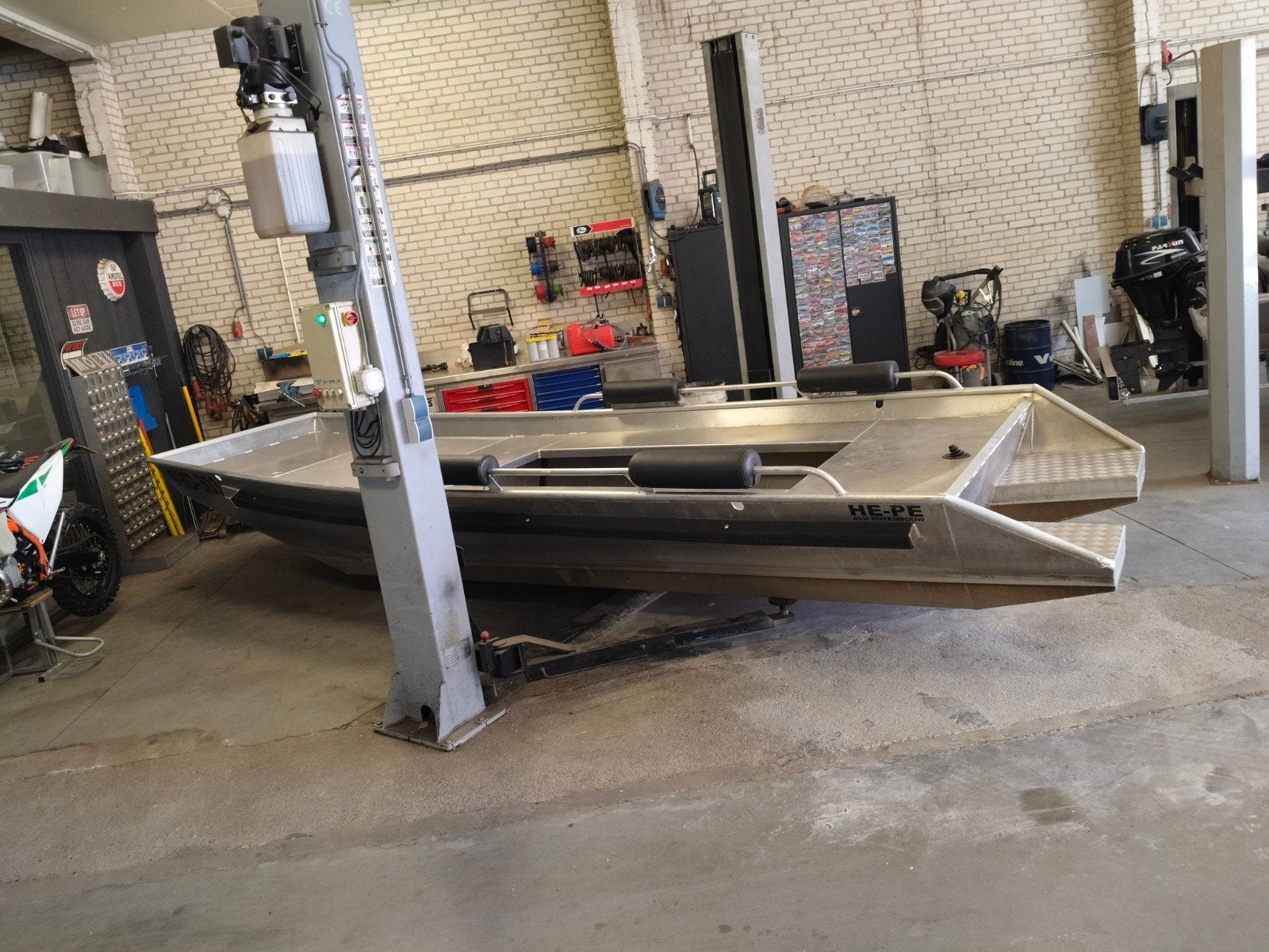 grote aluminium platbodem, werkboot visboot sloep karperboot, Watersport en Boten, Ophalen, Overig typen, Trailer, Nieuw