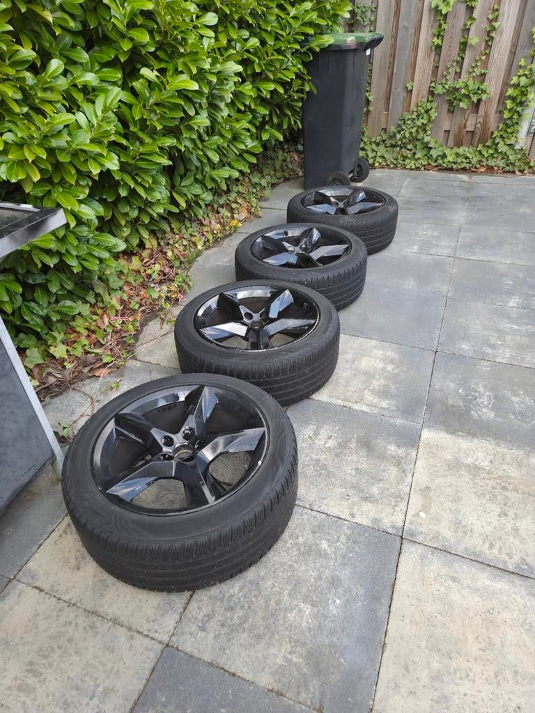 Audi Q3 19 INCH velgen Vredestein all-season origineel, Banden en Velgen, All Season, Personenwagen, Ophalen